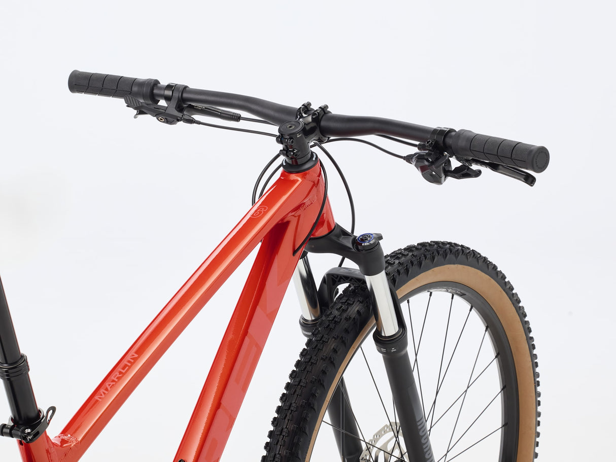 Trek 2026 Marlin 6 - Lava Red - Large
