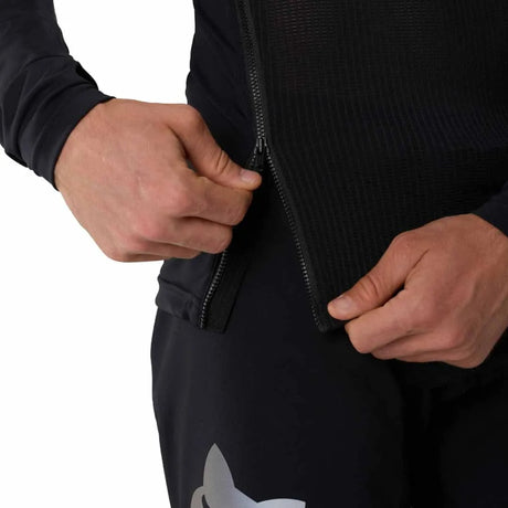 Fox Racing Baseframe Pro Ls - Koroyd - Black [sz:large]