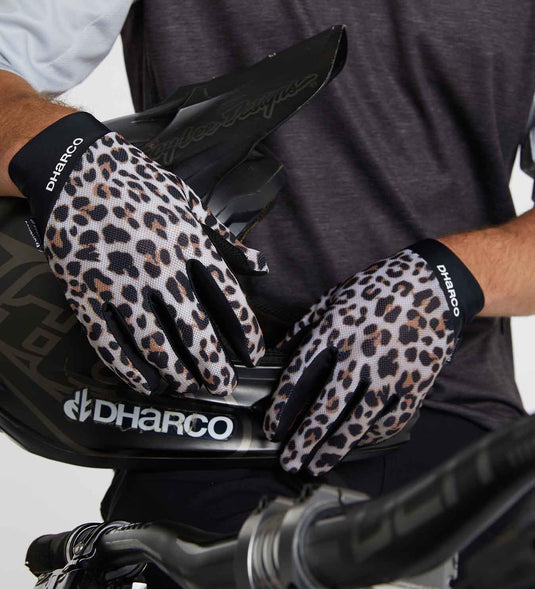 Dharco Mens Gloves Leopard