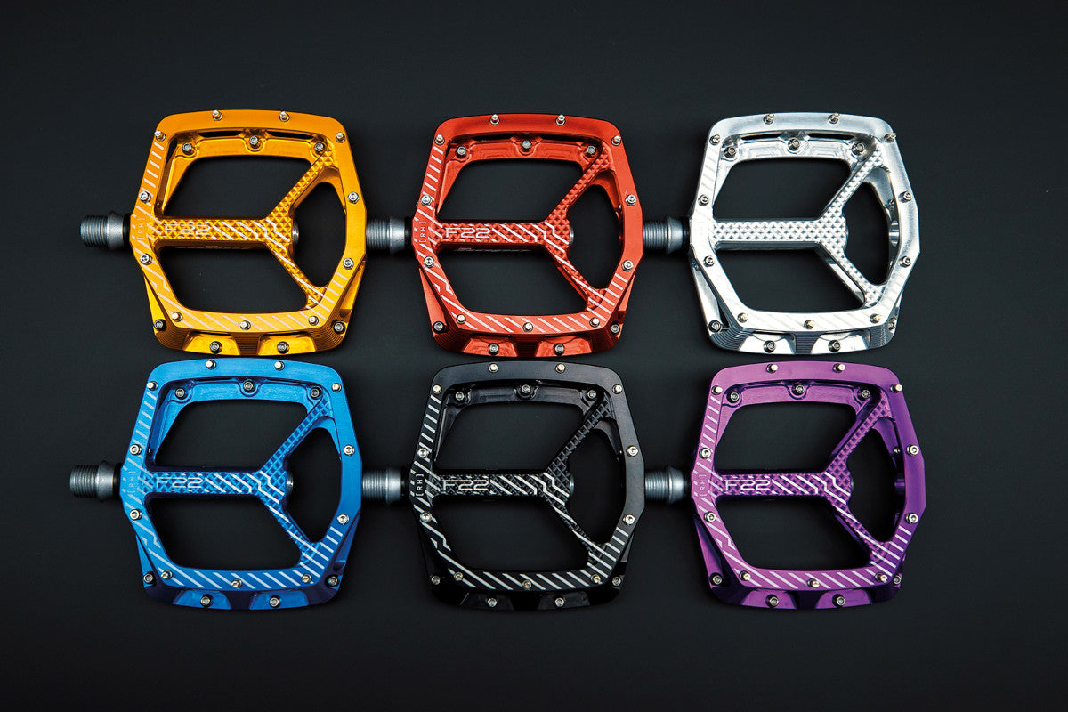 Hope Pedals - F22 Platform / Flat Alloy 22 Pins - Sealed Bearing [cl:black]