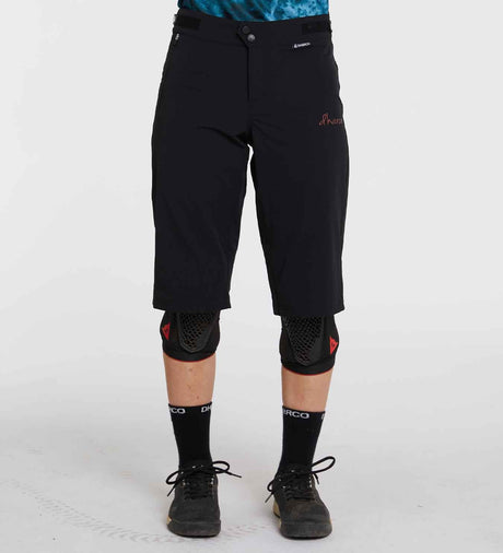 Dharco Womens Gravity Shorts | Black Xs [sz:x-small]