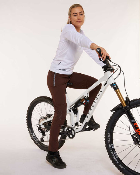 Dharco Womens Gravity Pants | Loam [sz:large]