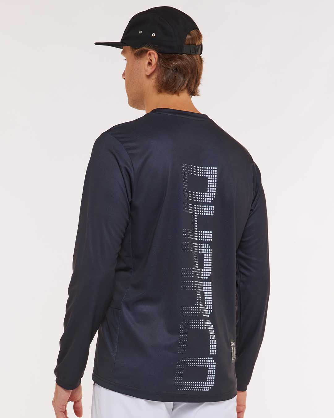 Dharco Mens Gravity Jersey | Stealth [sz:large]