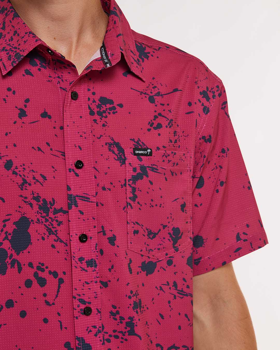 Dharco Mens Tech Party Shirt | Chili Peppers [sz:large]