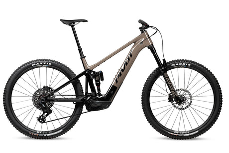Pivot 2025 Shuttle Am 29 Complete Bike - Pro X0 Axs - Alloy Wheels - Badlands Brown - Medium