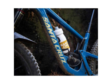 Santa Cruz Bottle Cage - Carbon - Side Load - Right
